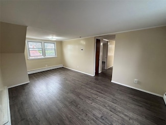 589 Windmill Ave, West Babylon, NY 11704