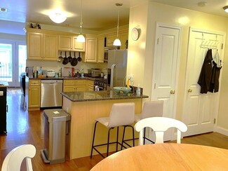239 Prospect St Unit 3, Cambridge, MA 02139