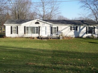 2923 Park Rd, Eau Claire, MI 49111