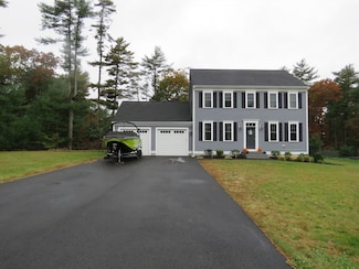 33 Cobblestone Ln, Middleboro, MA 02346