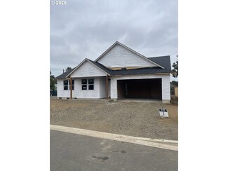 405 S Cedar St, Yamhill, OR 97148