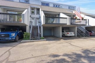 18199 Stone Ridge Dr Unit D, South Bend, IN 46637