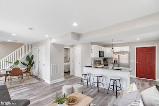 127 Oak St, Dundalk, MD 21222