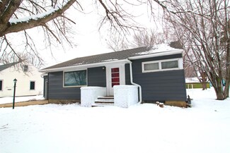 141 S 8th Ave E, Hartley, IA 51346