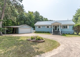9005 Mobile Dr, Woodruff, WI 54568