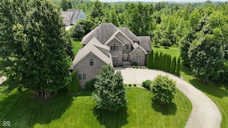 1008 Westcreek Dr, Columbus, IN 47201