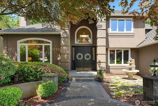 25738 SE 27th St, Sammamish, WA 98075