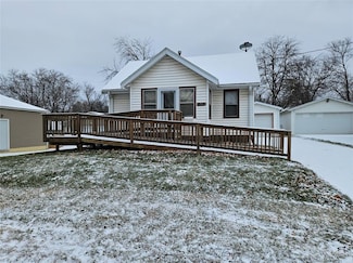 919 Marion St, Des Moines, IA 50315