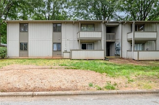 2240 Sunderland Rd Unit 71N, Winston Salem, NC 27103
