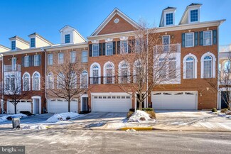 4071 Clovet Dr Unit 13, Fairfax, VA 22030