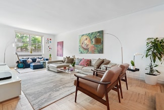 180 W 93rd St Unit 2 E, New York, NY 10025