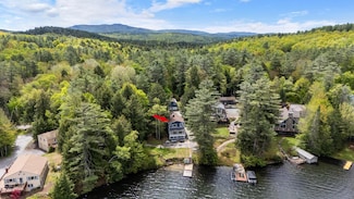 6 Paquette Ln, Sunapee, NH 03782