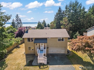 345 Seaview Ct, Camano Island, WA 98282