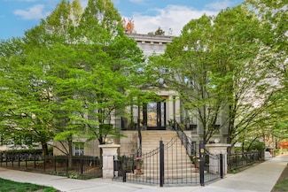 401 W Dickens Ave, Chicago, IL 60614