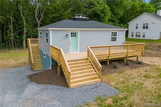 220 Redbud Dr, Louisa, VA 23093