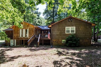 241 Back Creek Ln, Lyndhurst, VA 22952