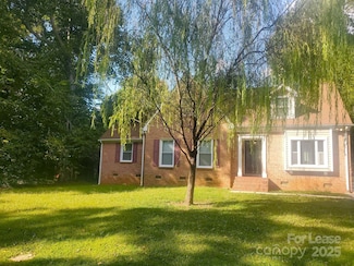 3405 Erinbrook Ln, Charlotte, NC 28215