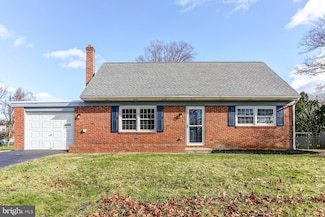 233 Cardinal Rd, Lititz, PA 17543