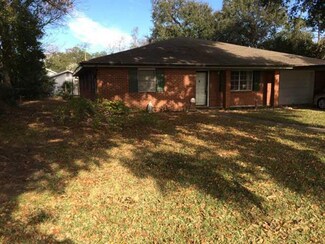 323 Morningside Dr, Houma, LA 70360