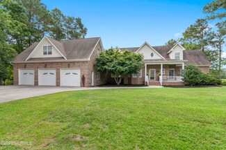 1134 N Shore Dr, Southport, NC 28461