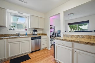 1739 Rueger St, Virginia Beach, VA 23464