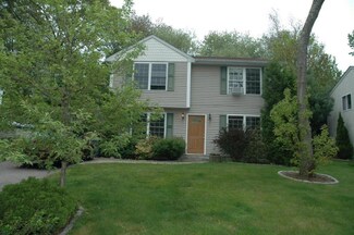 25 Wood Sorrel Trail, Saunderstown, RI 02874