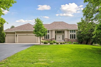 16418 Gladys Ln, Minnetonka, MN 55345