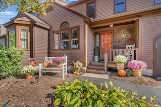 14 Hawthorne Village Unit D, Franklin, MA 02038