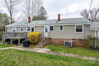 150 Elm Bend Rd, Brevard, NC 28712