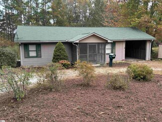 418 Whispering Pines Ln, Salem, SC 29676