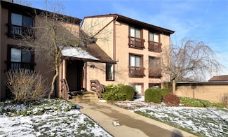 1105 Canyon View Rd Unit 602, Northfield, OH 44067