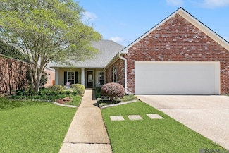 2243 Saint Regis Dr, Baton Rouge, LA 70816