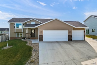 3119 Jessup Ln, Rapid City, SD 57703