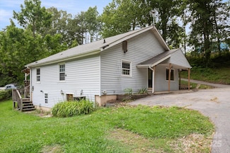 76 Lookout Rd, Asheville, NC 28804