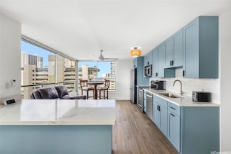 2421 Tusitala St Unit 2204, Honolulu, HI 96815