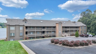 850 Gangplank Rd Unit 317, Moneta, VA 24121