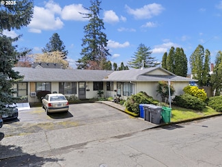 8416 SE Insley St Unit 8420, Portland, OR 97266