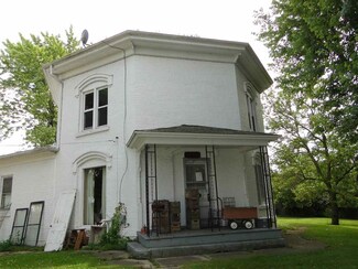219 Valley St, Horicon, WI 53032