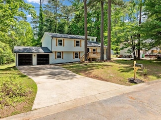 4058 Daron Ct Unit 2, Ellenwood, GA 30294
