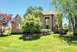 24514 Nantucket Dr, Novi, MI 48374