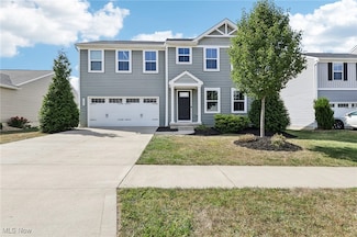 5298 Frederick St, Barberton, OH 44203