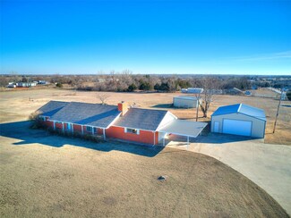 1105 Bridgeview Ln, Tuttle, OK 73089