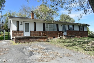 106 Walnut St, New Tazewell, TN 37825