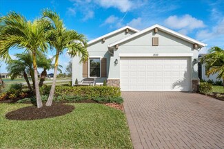 1593 Great Belt Cir, Melbourne, FL 32940