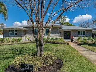 524 Park St S, Saint Petersburg, FL 33707
