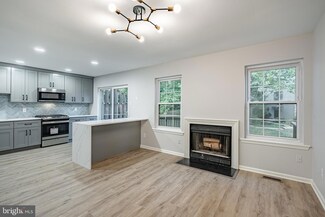 1439 Aspen Ct, West Chester, PA 19380
