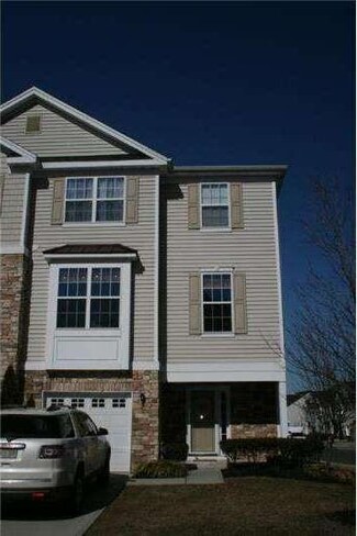 154 Acorn Dr, Mount Royal, NJ 08061
