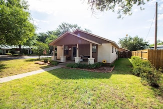 301 Austin St, Sudan, TX 79371