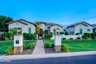 2747 E Lovebird Ln, Gilbert, AZ 85297