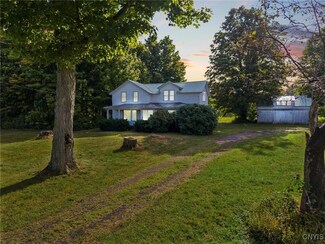 296 White Rd, Parish, NY 13131